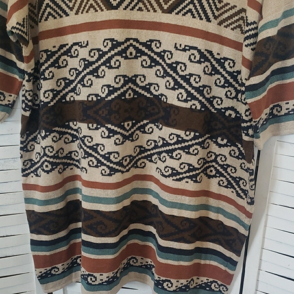 Peruvian Connection Neutral Aztec Striped Knit Top Size M/L - Picture 4 of 6